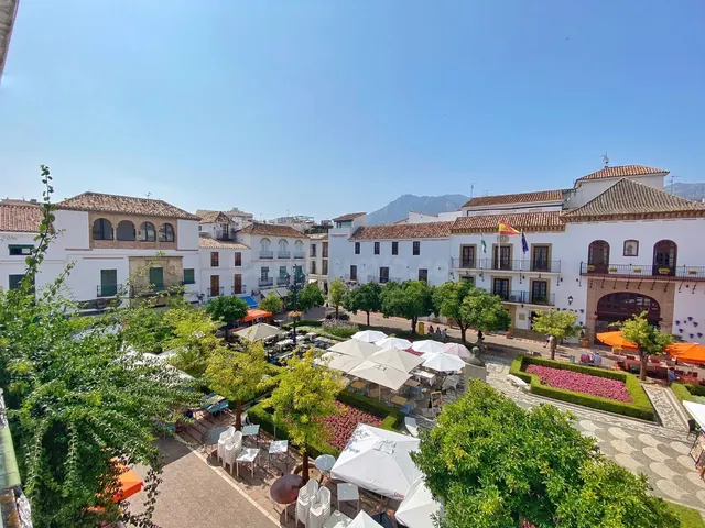 Complejo Turístico 16 habitaciones 983m² en venta - Marbella — 5