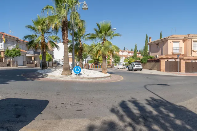¡OPORTUNIDAD ÚNICA! Solar urbano con proyecto de diseño visado de regalo en Huétor Vega — 15