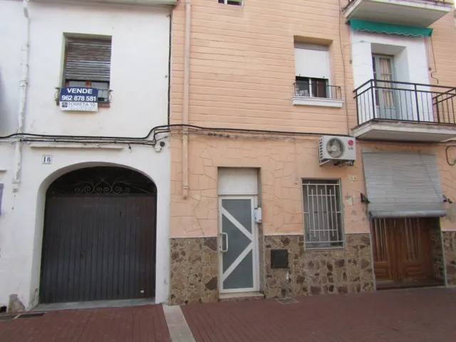 BENIPEIXCAR - CASA DE PUEBLO PARA REFORMAR - SE VENDE — 3
