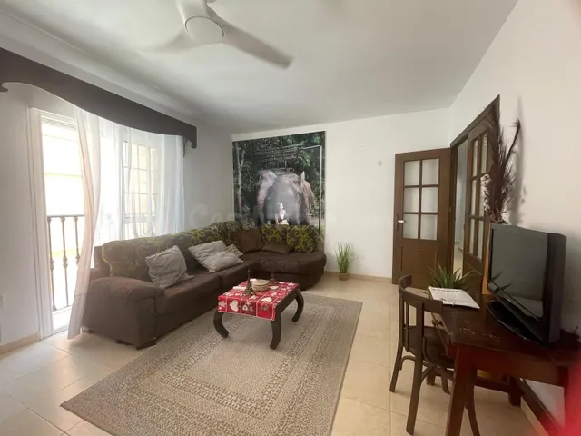 Amplio Piso en Roquetas de Mar - Ideal para Tu Familia - foto 5