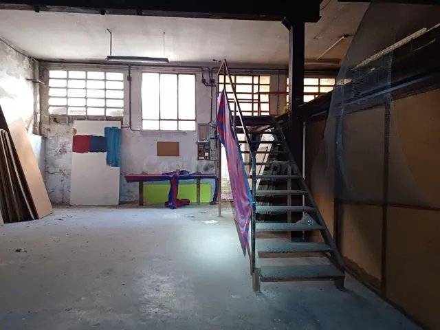 Gran local en planta baja — 4