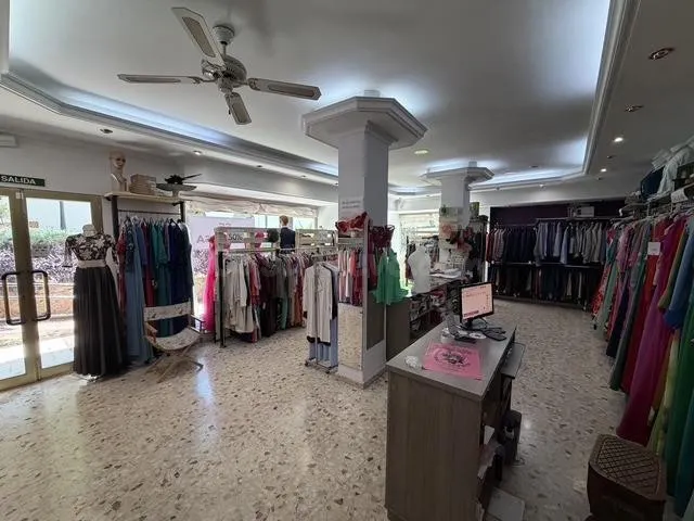 Excelente Oportunidad de Traspaso de Amplio Local Comercial  - foto 5
