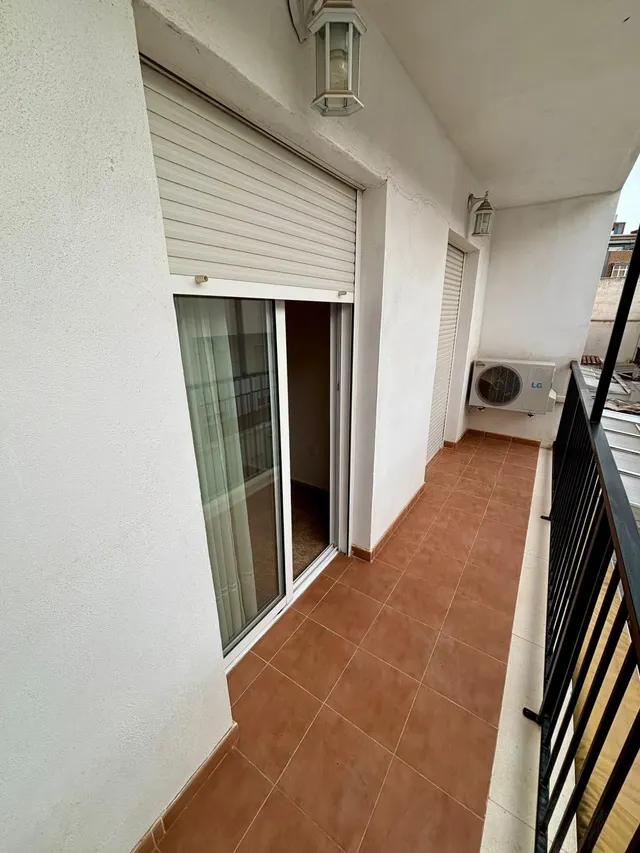 Dúplex de 4 dormitorios con patio y cochera en una de las mejores zonas de Molina — 33