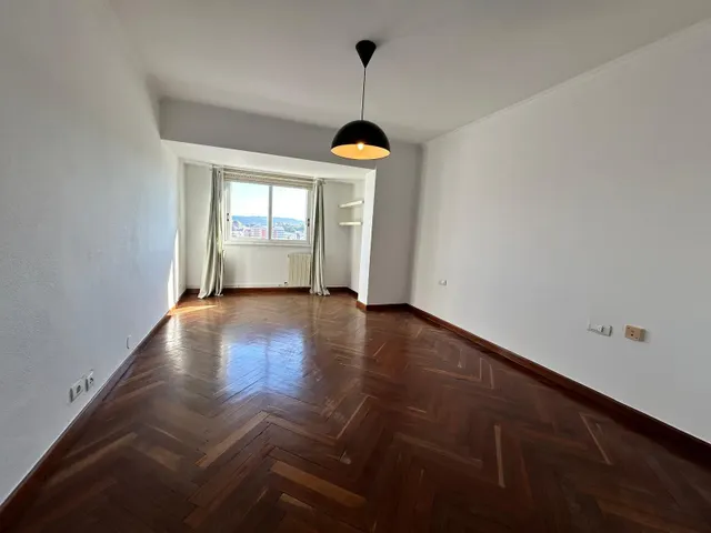 ESPECTACULAR VIVIENDA CON VISTAS AL MAR y PUERTO CON DOS PLAZAS DE GARAJE — 16