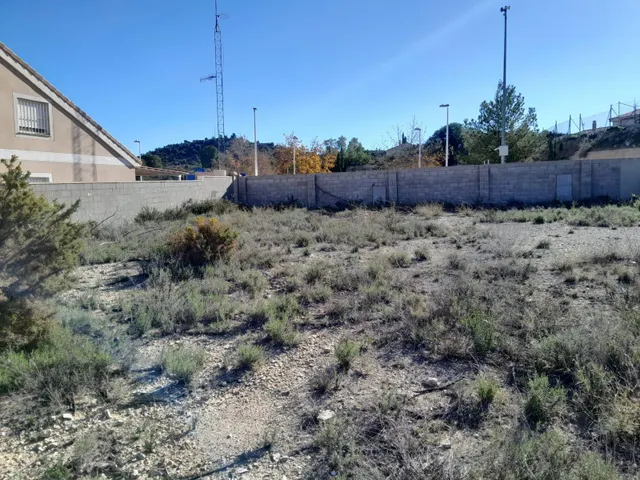 TERRENO URBANO A LA VENTA EN BENAGUACIL — 10