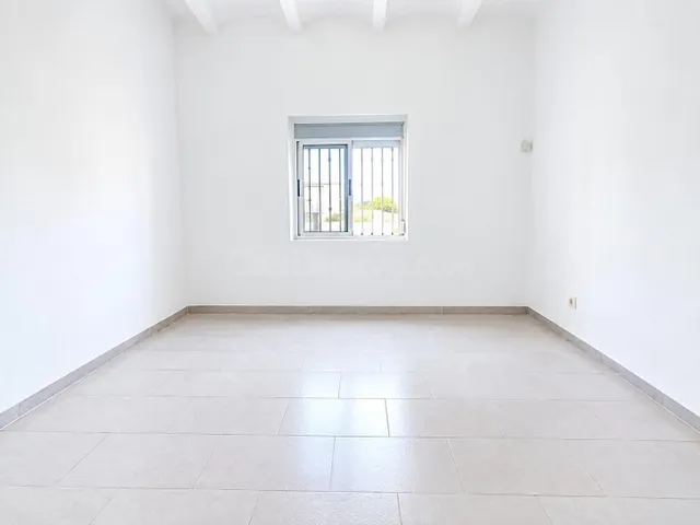 GRAN CASA CON DOS VIVIENDAS INDEPENDIENTES, GARAJE Y 90 M2 DE AZOTEA — 3