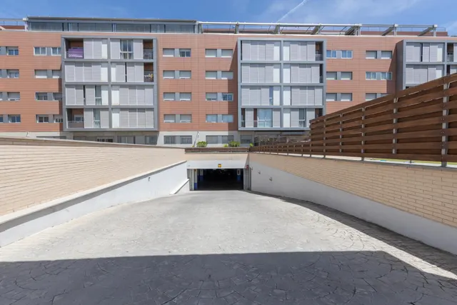 Plaza de garaje en urbanización privada pts — 13