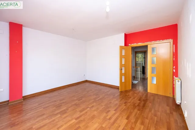 Ponemos a la venta esta preciosa casa en Urbanizacion cerrada, con zonas comunes y piscina comunitaria. — 15