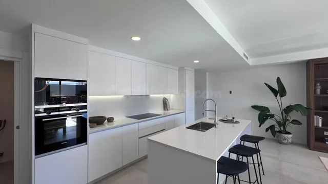 CHALET de 3 DORM y ENTREGA INMEDIATA! en Mijas Costa, jardín - foto 4