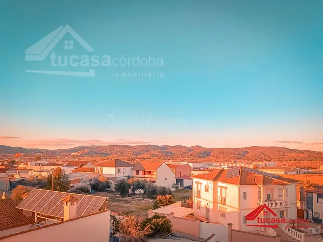 Casa de tres plantas en construcción en Alcolea (No Hipoteca - foto 5