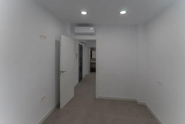 Apartamento en zona céntrica con plaza de parking y amplia terraza — 10