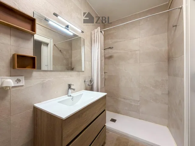 PISO EXTERIOR DE 90 m2 CON TERRAZA, BALCÓN Y VISTAS DESPEJADAS EN SANTPEDOR — 14