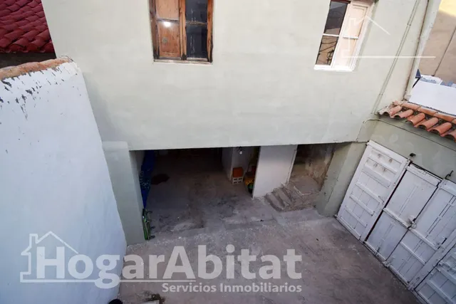 AMPLIA CASA CON 2 TERRAZAS Y GARAJE — 46