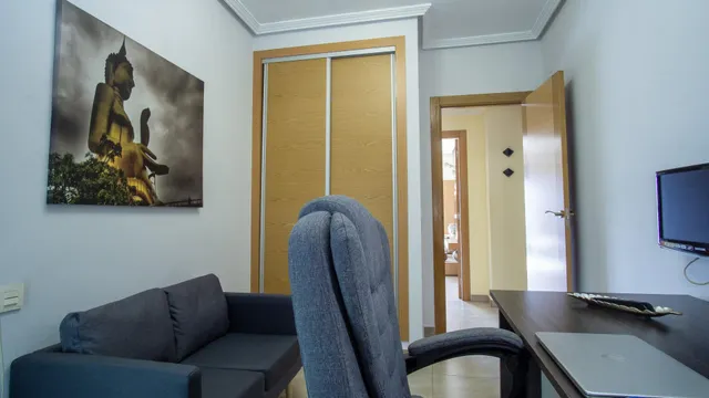 Piso en venta en Avenida de Ronda de Elda!!! — 8