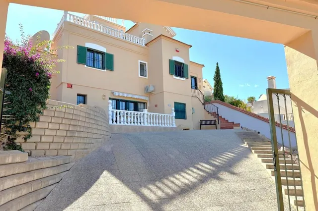Villa Independiente Orientada al Sur con Vistas al Mar, Piscina Privada y Apartamento Separado en La Fuente — 34