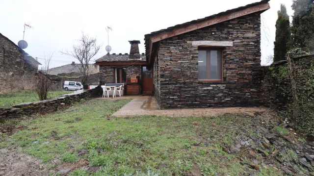 Hermosa vivienda en la Arquitectura negra — 17