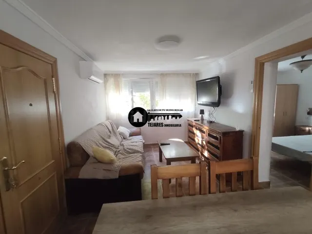 INMOBILIARIA TEJARES ALQUILA PISO EN ZONA BATALLA DEL SALADO — 3