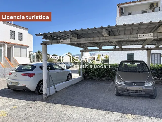 Casa de pescador con licencia turística y amarre - Empuriabrava — 52