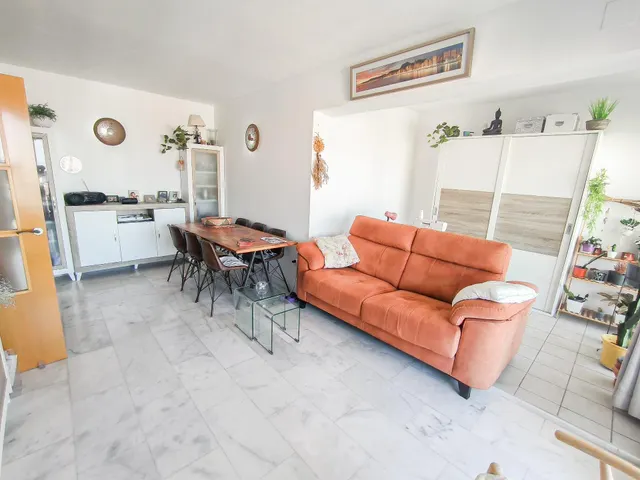 Amplio piso de 2 dorm. en la emblemática y moderna Torre Lugano - www.inmobiliarialesdunes.com — 10