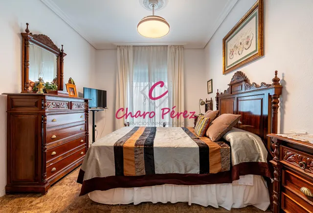 Vivienda en esquina lista para entrar a vivir en Aguadulce centro, zona Pedro Muñoz Seca. — 22