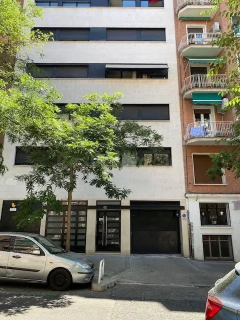 Garaje 15m² en alquiler - Chamberí