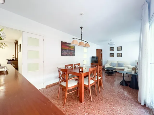 LA VIVIENDA QUE TODOS BUSCAN EN BENIMACLET: CUATRO DORMITORI