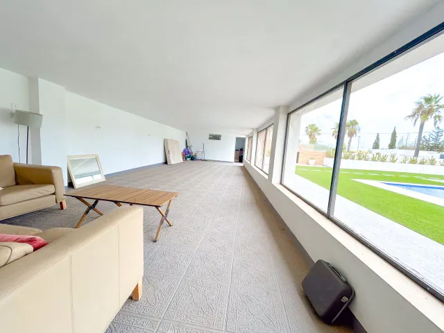 Villa 8 habitaciones 377m² en venta - Pueblo 8 — 28