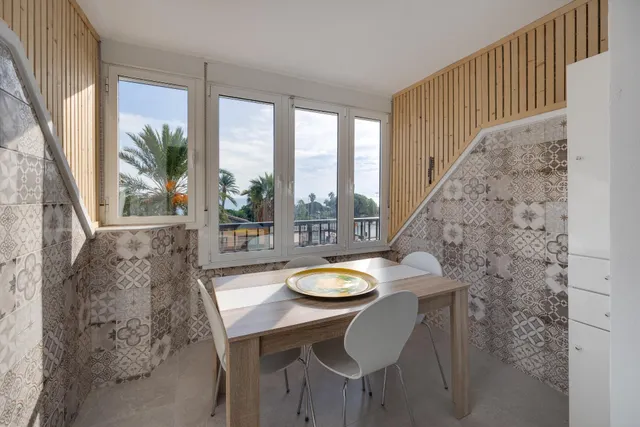 VISTAS AL MAR! PISO DE 2 DORMITORIOS EN TORREVIEJA , TOTALMENTE REFORMADO — 7