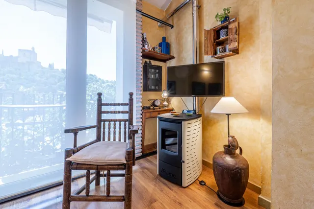 Espectacular casa con vistas directas a la Alhambra y Licencia Turística Activa en el Albaicín — 32