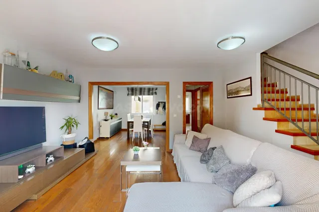 DUPLEX EN ROCHE — 3