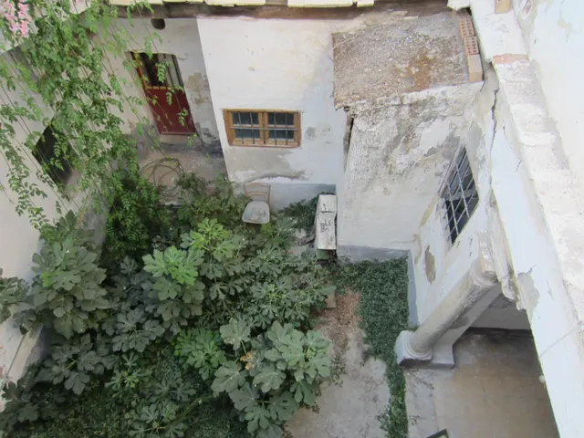 CASA CON VISTAS PANORÁMICAS A LA ALHAMBRA — 32