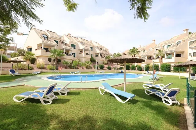 Apartamento con vistas en Campoamor Golf | Residencial Naran - foto 2