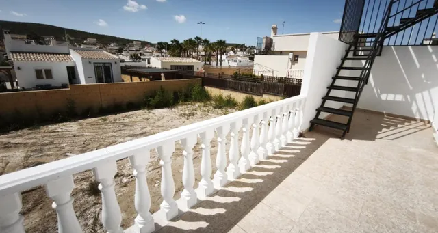 BONITA CASA EN PLANTA BAJA CON PARCELA EN CAMPOSOL — 20