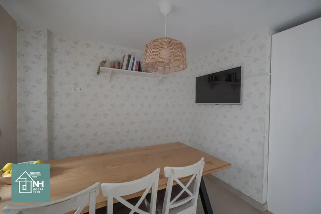 Piso de 154 m2 reformado, 4 dormitorios, luminoso y con trasteros en avenida de Andalucía — 17