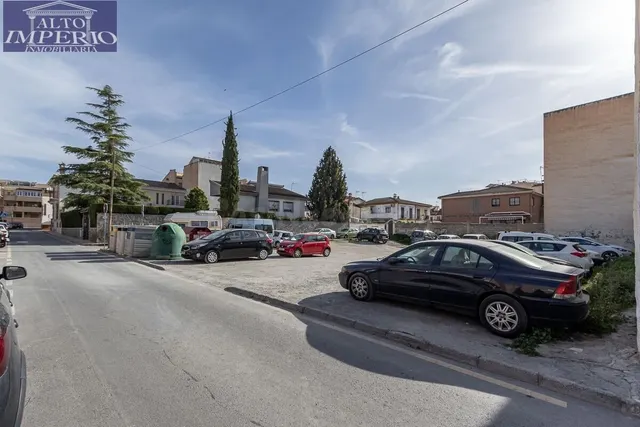 ¡Oportunidad única! Solar en venta en Churriana de la Vega - foto 4