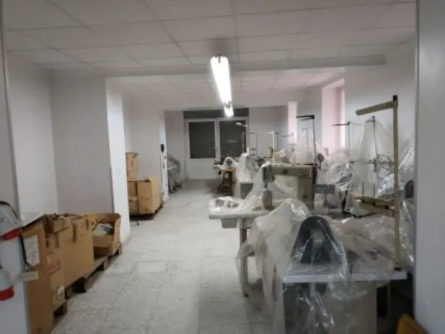 local comercial — 7