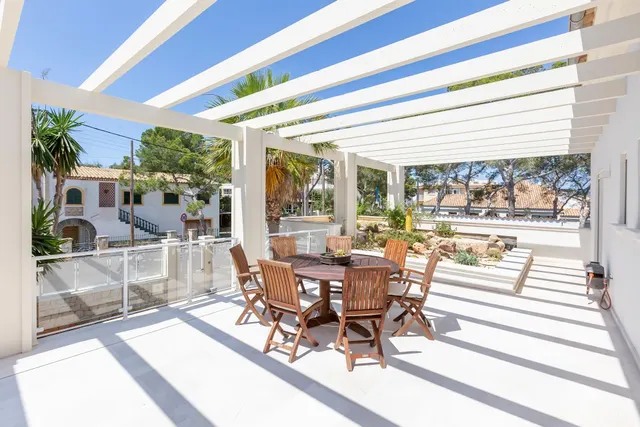 Impresionante villa de estilo mediterraneo con acceso directo al mar en Torrenova — 13