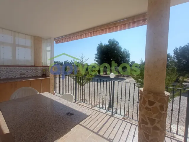 Chalet El Campillo — 6