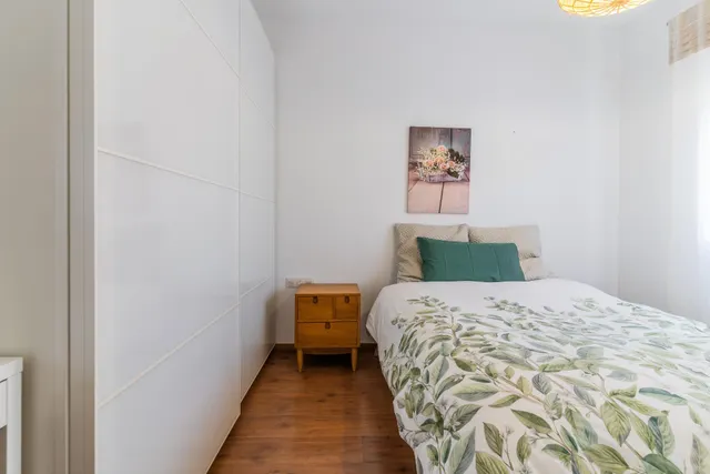 CASA CON AMPLIO JARDÍN EN CANTARRANAS — 45