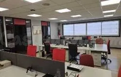 Oficina en planta calle con entrada independiente y entrepla