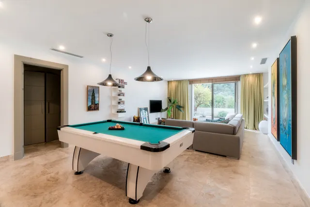 Chalet 5 habitaciones 858m² en venta - Costa del Sol — 35
