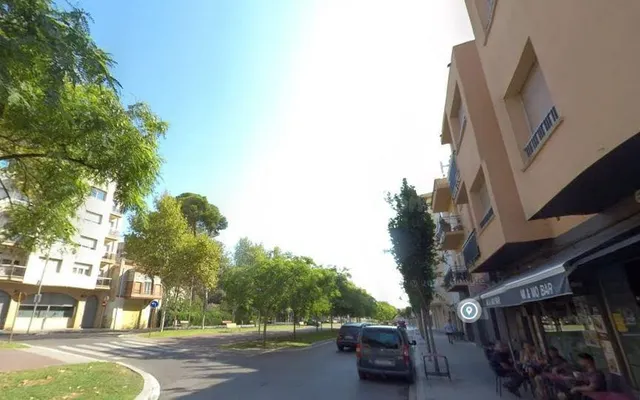 SE VENDE piso OKUPA en C VIDAL I BARRAQUER 3 de Cambrils - foto 2