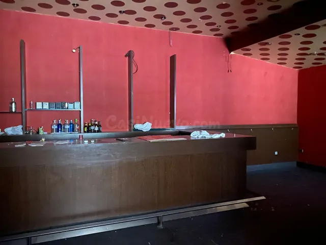 En Burgos. Zona centro. Se alquila bar/cafetería en una zona - foto 2