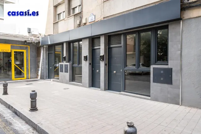 Amplia vivienda junto METRO Recogidas a estrenar! — 12