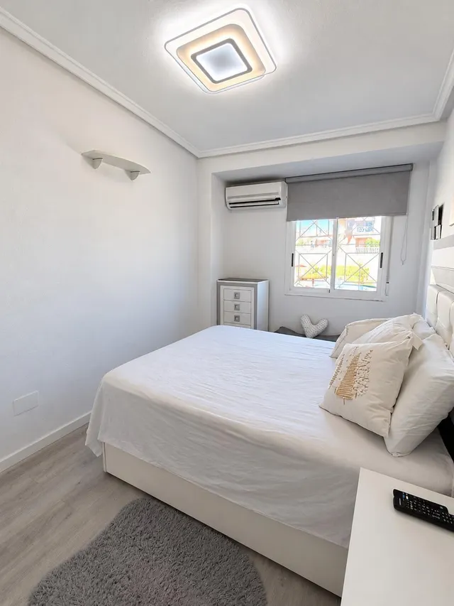 Fantastica vivienda con piscina comunitaria, ideal para familias — 13