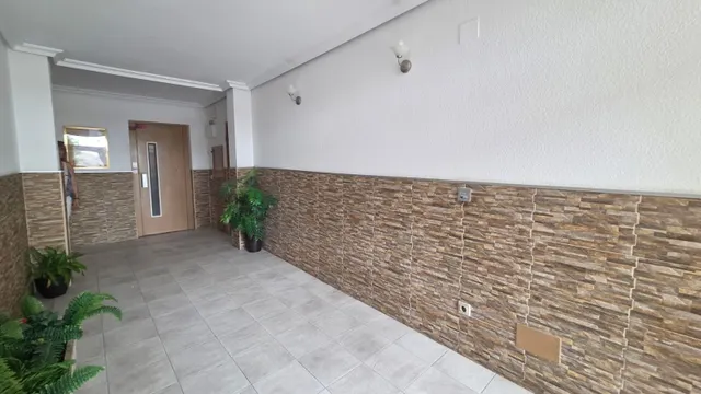 2 habitaciones y garaje cerrado, para entrar a vivir — 31