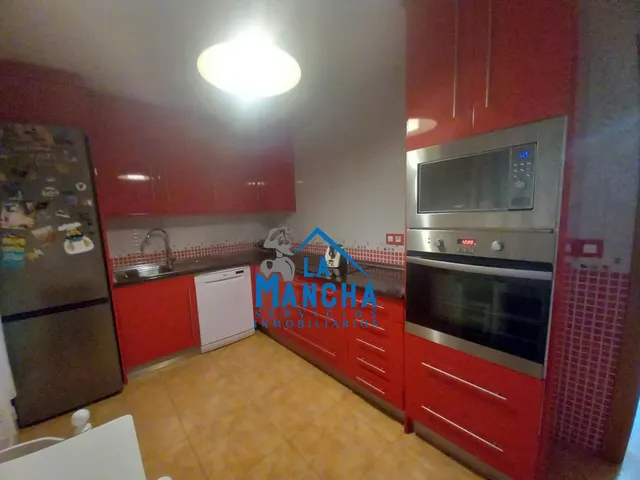 *155.000€* inmobiliaria la mancha vende adosado en Barrax (Albacete). — 12