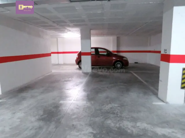 Plaza de garaje calle alberola 16, benalúa!!! — 5