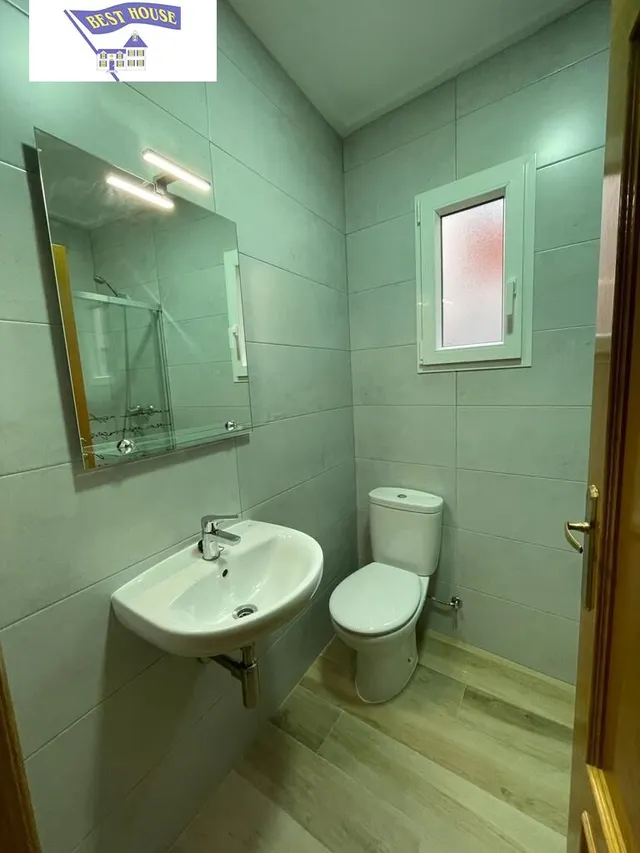 habitaciones EN PISO PARA ESTUDIANTES ZONA HOSPITAL — 7