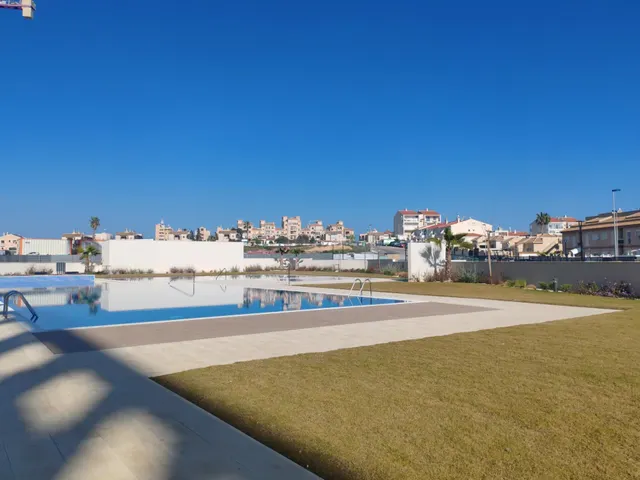 Impresionante apartamento nuevo en Torreblanca, Torrevieja. — 38